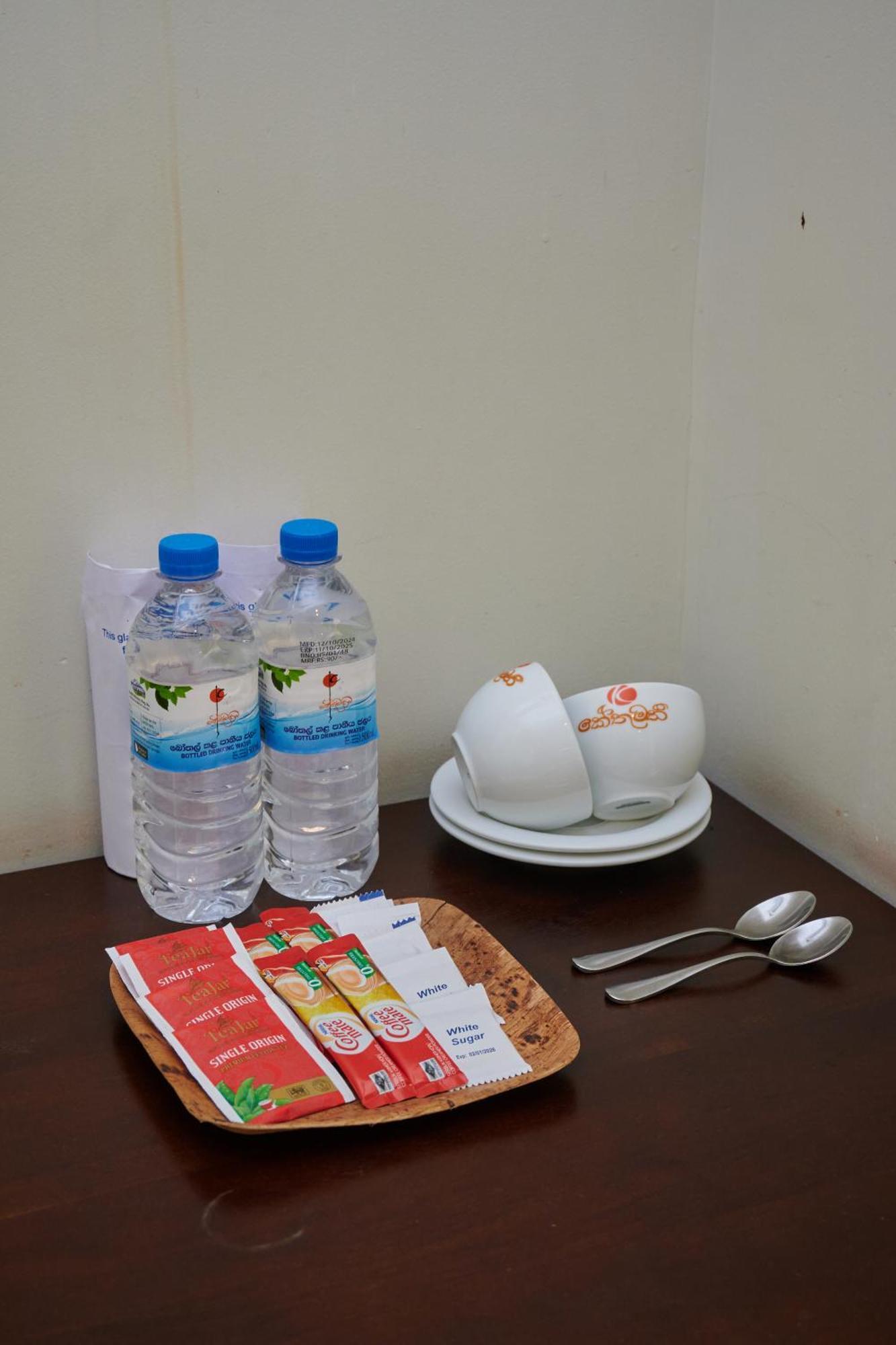Kethumathee Hotel & Banquet รัตนปุระ ภายนอก รูปภาพ