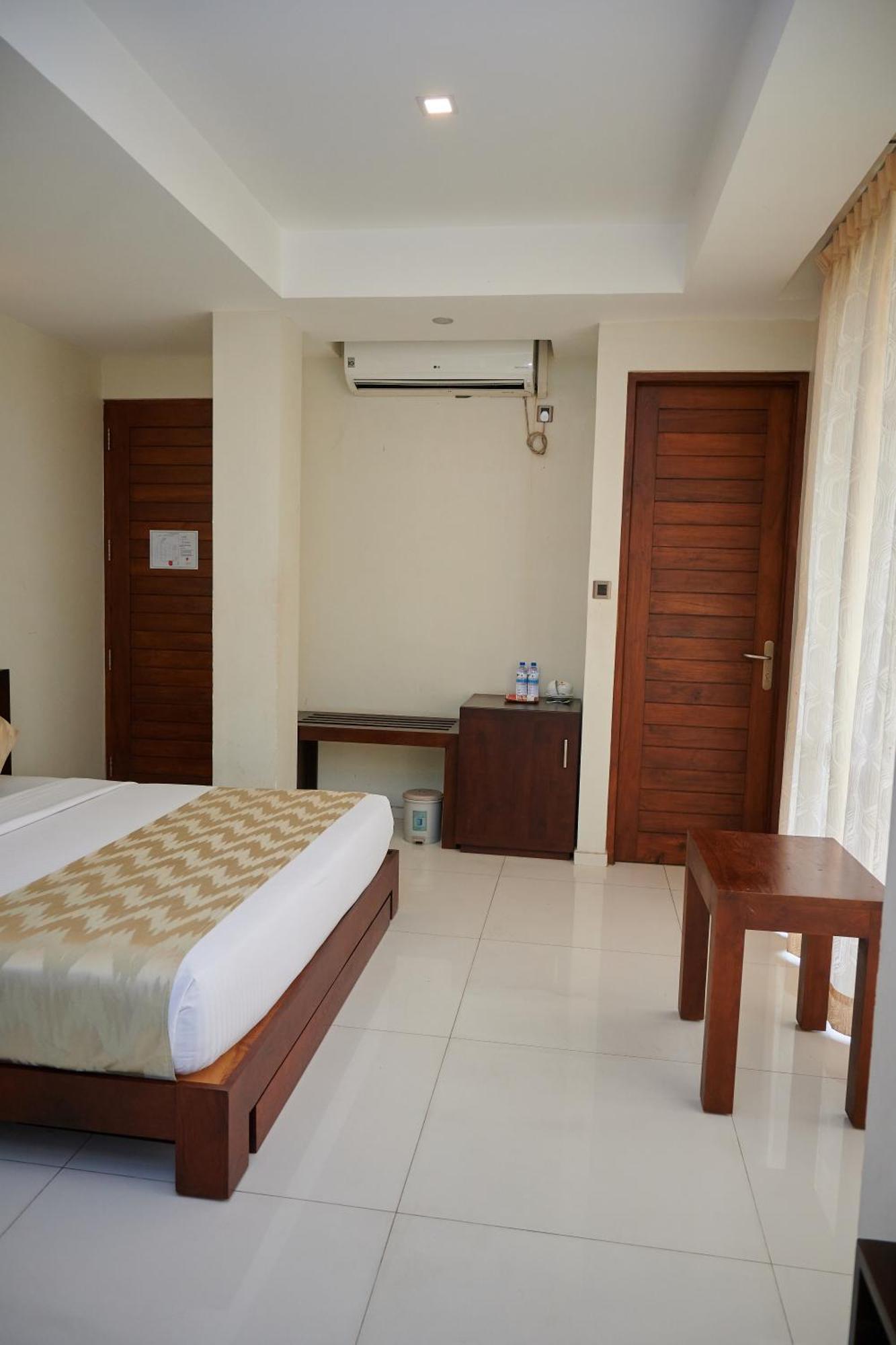 Kethumathee Hotel & Banquet รัตนปุระ ภายนอก รูปภาพ