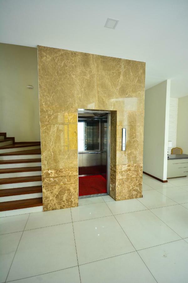 Kethumathee Hotel & Banquet รัตนปุระ ภายนอก รูปภาพ